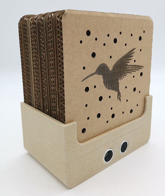 Photo of a lamp made by Noora