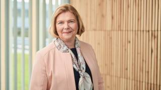 President Mari Walls