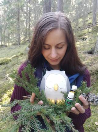 Anniina ja pöllönmuotoinen aromaterapialaite