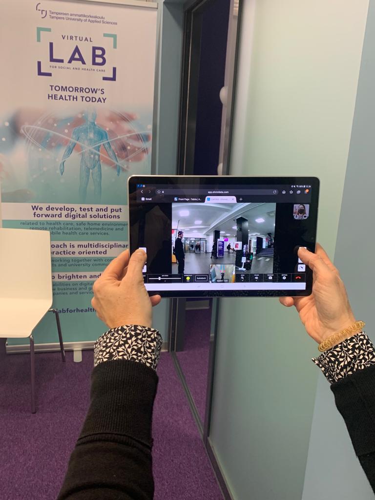 Ohmni-robotin etäohjaus Labista