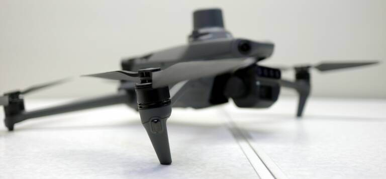 Miehittämätön ilma-alus lähikuvassa