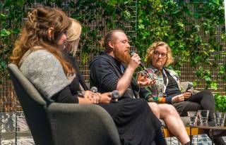 Music x Media -paneelikeskustelussa äänessä Eero Ekebom Animal Mode -yhtyeestä.