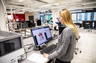 Kuva tekstiilitulostimen ohjelman käytöstä