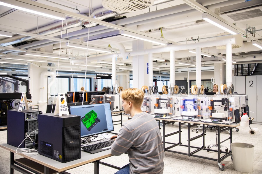 FabLabin 3D-tulostimia