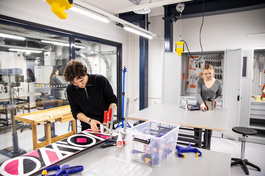 Työskentelyä FabLab verstaalla