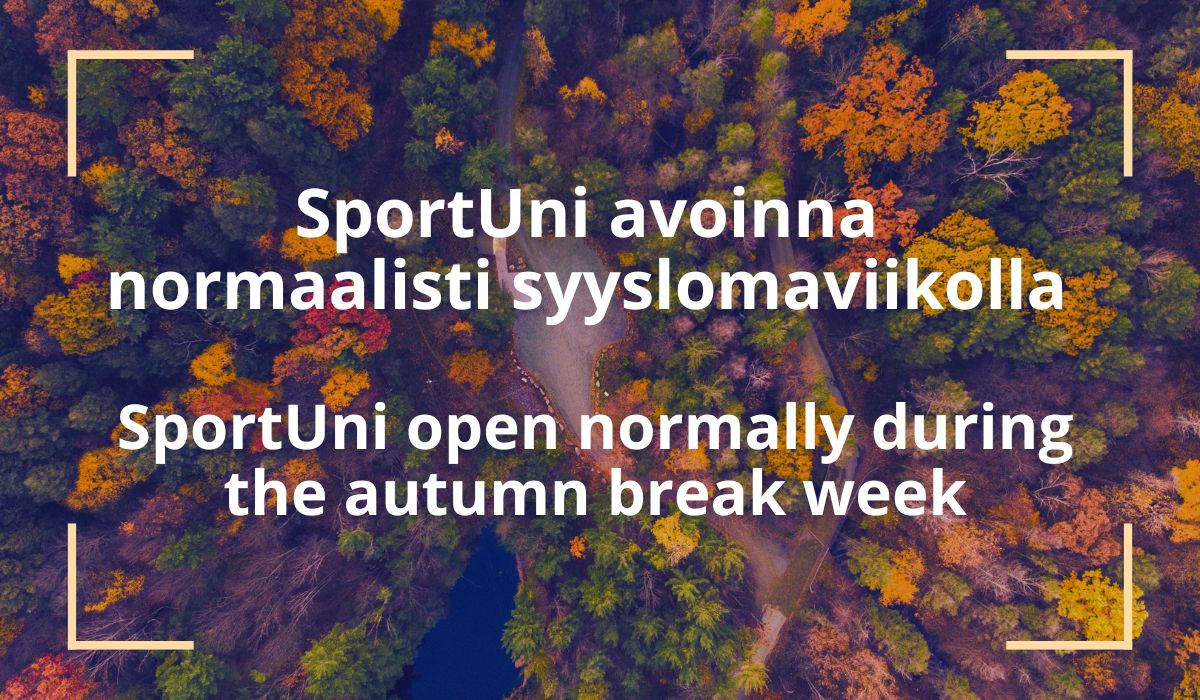 Syksyinen metsä ja tekstiä.